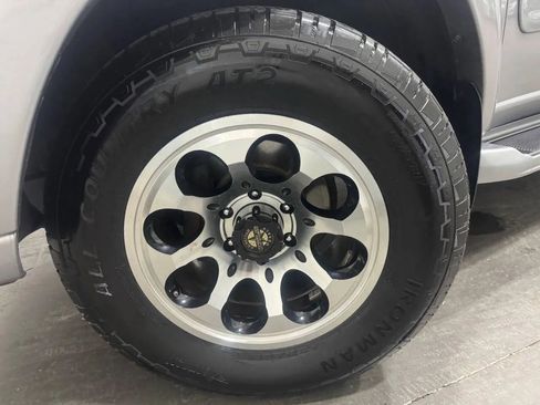 Used 2003 Toyota Sequoia Limited image 11