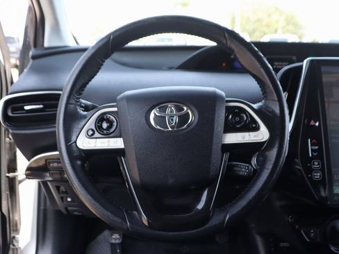 Used 2018 Toyota Prius Prime Premium w/ Carpet Mat Package FWD image 19