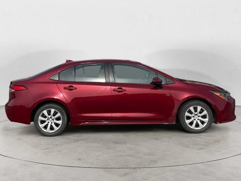Used 2024 Toyota Corolla LE FWD image 4