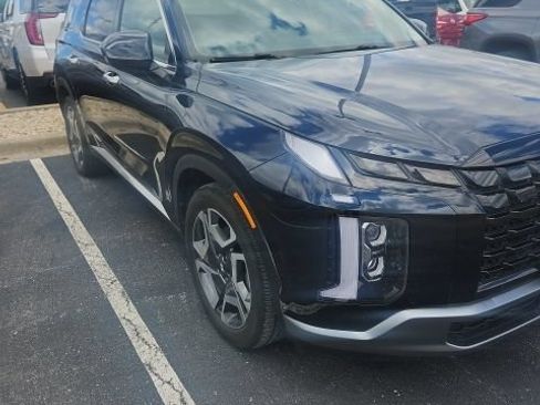 Used 2024 Hyundai Palisade Limited AWD/4WD image 3