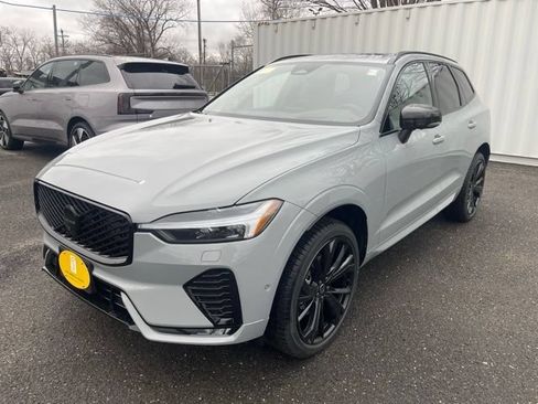 New 2026 Volvo XC60 B5 Ultra w/ Protection Package Premier AWD/4WD image 3