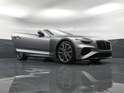 New 2026 Bentley Continental GTC image 39