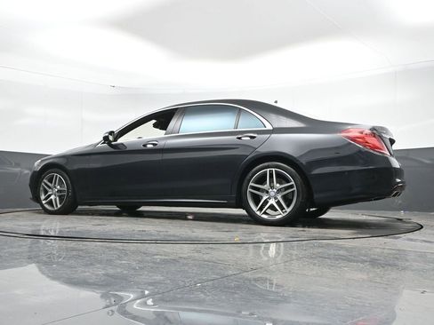 Used 2016 Mercedes-Benz S 550 4MATIC Sedan image 49