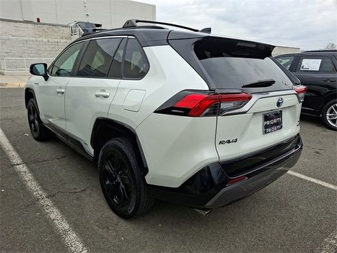 Used 2021 Toyota RAV4 XSE image 9