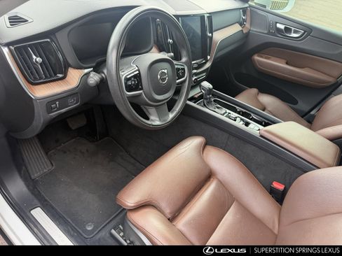 Used 2020 Volvo XC60 T5 Inscription w/ Protection Package Premier AWD/4WD image 6
