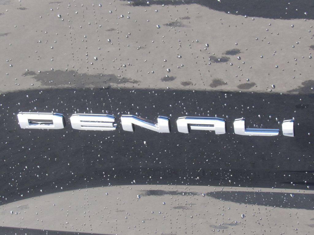 Used 2026 GMC Terrain Denali AWD/4WD image 9