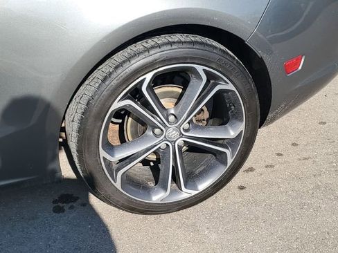 Used 2017 Buick Cascada Premium image 31