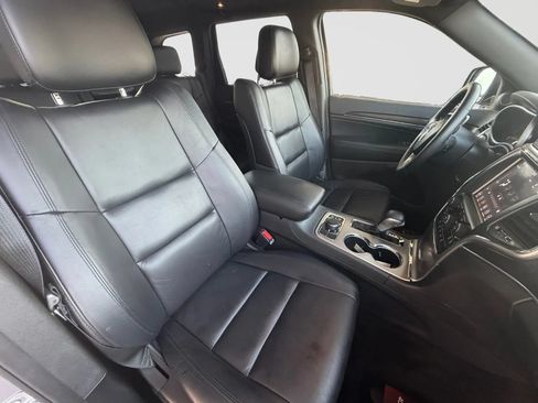 Used 2018 Jeep Grand Cherokee Limited AWD/4WD image 21