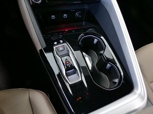 New 2025 Audi Q5 Premium image 25