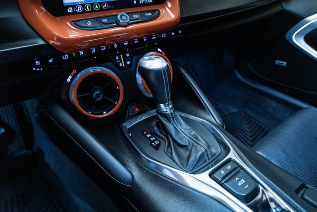 Used 2019 Chevrolet Camaro SS RWD image 26