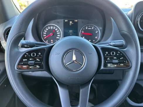 Used 2024 Mercedes-Benz Sprinter 144 Cargo image 21