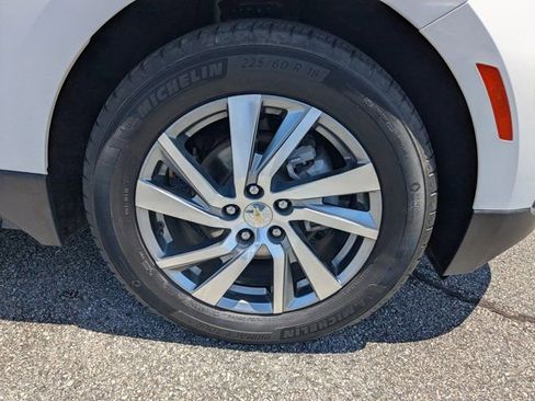 Used 2022 Chevrolet Equinox LT FWD image 11