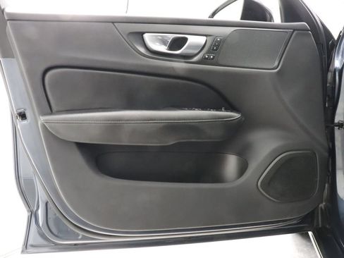 Used 2024 Volvo S60 B5 Core FWD image 34