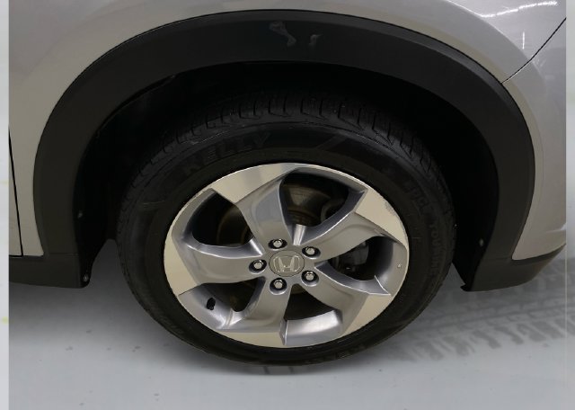 Used 2018 Honda HR-V LX image 15