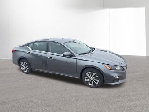 Used 2022 Nissan Altima 2.5 S w/ Driver Assist Package image 5