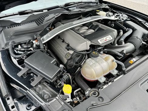 Used 2017 Ford Mustang GT Premium w/ Equipment Group 401A RWD image 25