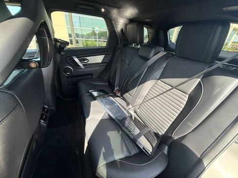 Used 2024 Land Rover Discovery Sport Dynamic SE AWD/4WD image 15