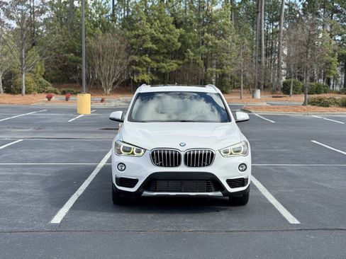 Used 2017 BMW X1 xDrive28i image 2