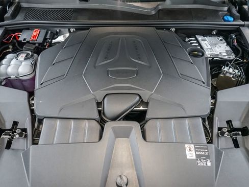 New 2026 Porsche Cayenne AWD/4WD image 31