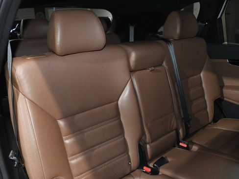 Used 2019 Kia Sorento SX image 18