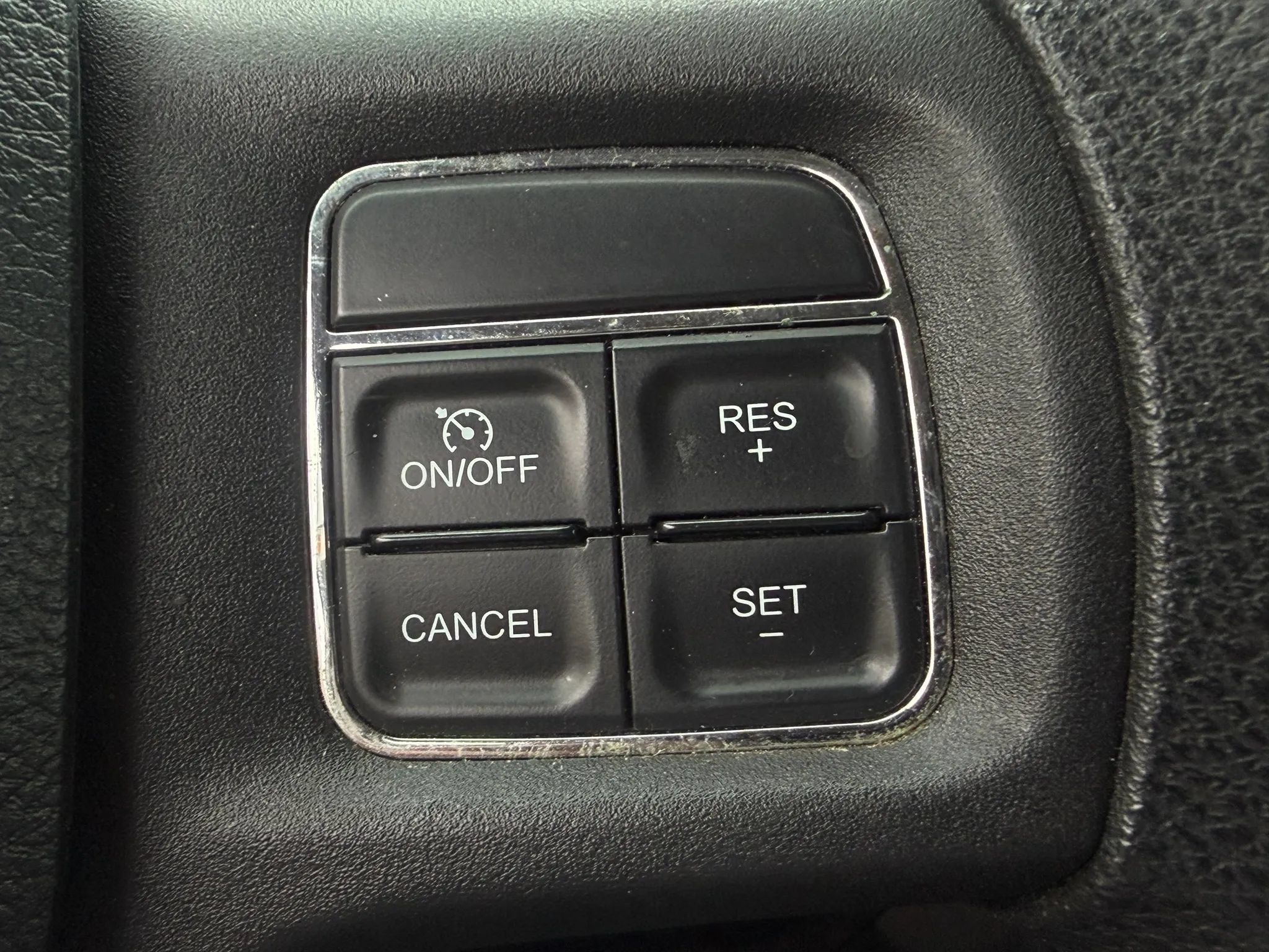 Used 2014 RAM 4500 Tradesman RWD image 26