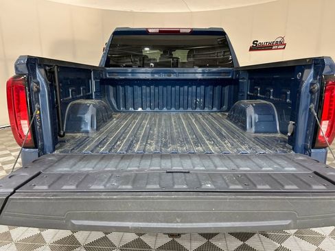 Used 2024 GMC Sierra 1500 SLT image 5