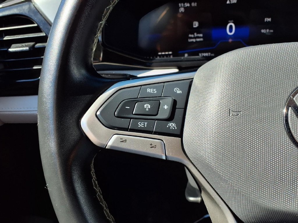 Used 2025 Volkswagen Taos S AWD/4WD image 14