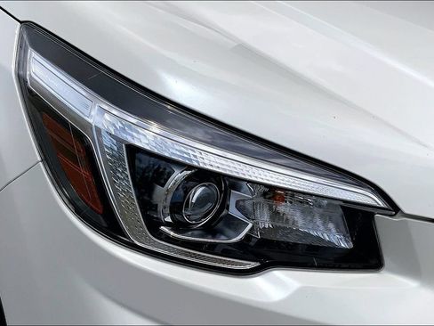 Used 2020 Subaru Forester AWD/4WD image 27