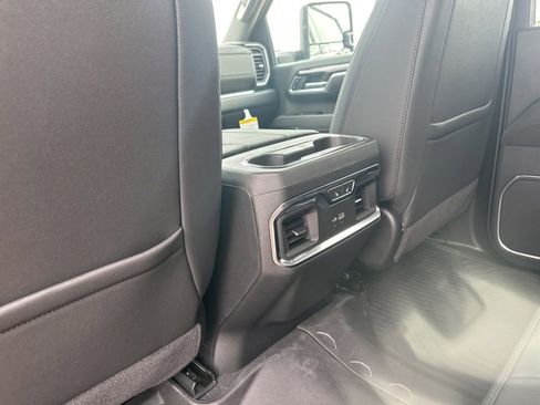 New 2026 Chevrolet Silverado 2500 LTZ w/ LTZ Premium Package AWD/4WD image 29