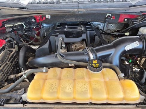 Used 2015 Ford F150 XLT w/ Equipment Group 301A Mid AWD/4WD image 21