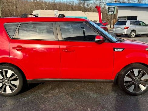Used 2015 Kia Soul ! image 3
