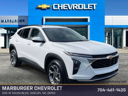 New 2026 Chevrolet Trax LT w/ Driver Confidence Package
