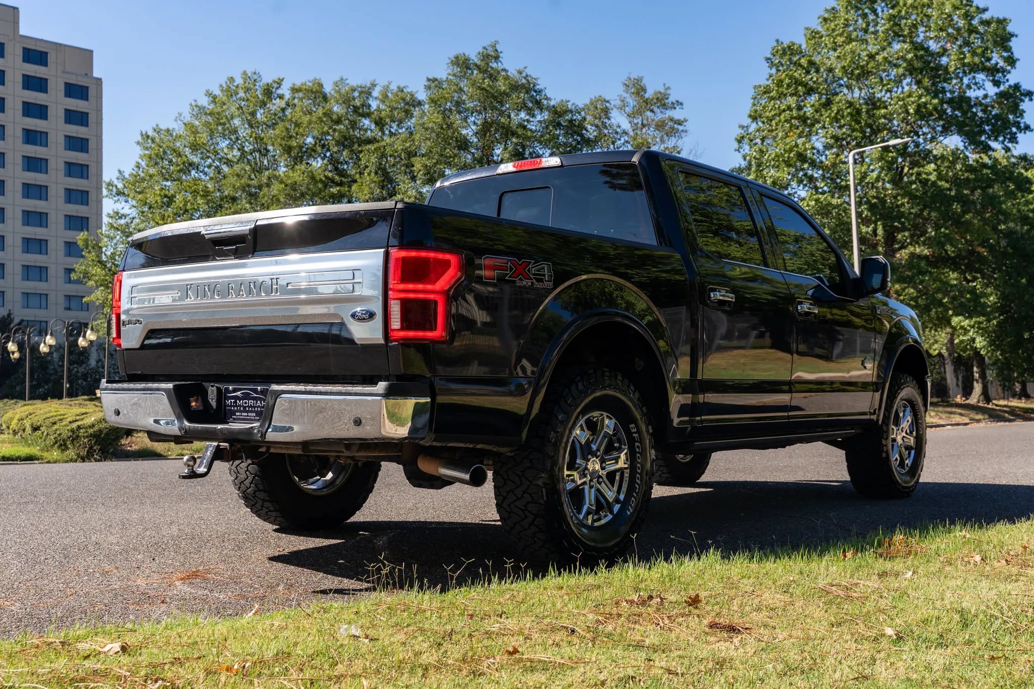Used 2020 Ford F150 King Ranch w/ Equipment Group 601A Luxury AWD/4WD image 5