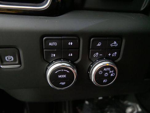 Used 2024 GMC Sierra 1500 Denali Ultimate image 13