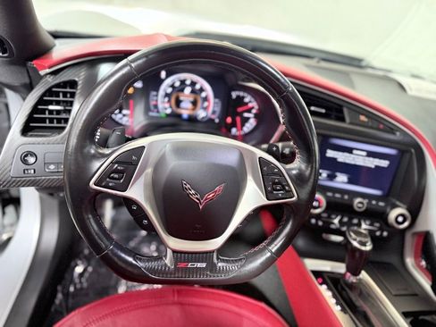 Used 2015 Chevrolet Corvette Z06 w/ 2LZ Preferred Equipment Group RWD image 15