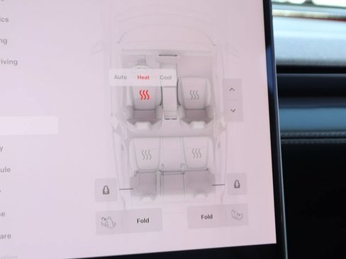 Used 2026 Tesla Model Y Long Range RWD image 32