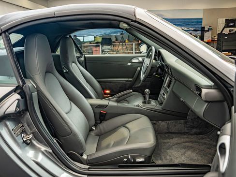 Used 2007 Porsche 911 Carrera RWD image 41