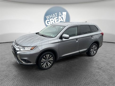 Used 2020 Mitsubishi Outlander SE image 8