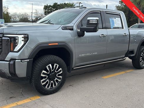 Certified 2024 GMC Sierra 2500 Denali Ultimate w/ Max Trailering Package image 3