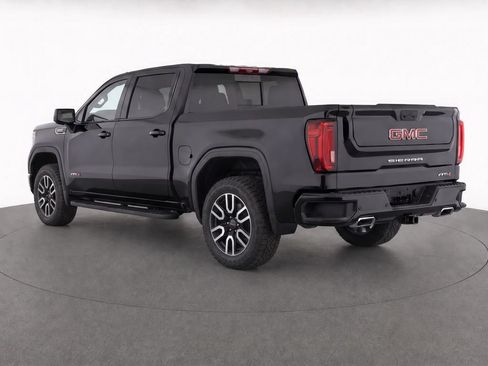 Used 2024 GMC Sierra 1500 AT4 w/ Technology Package AWD/4WD image 6