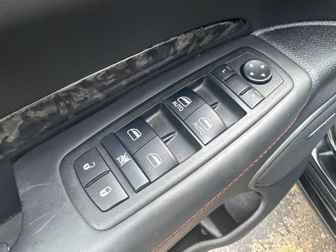 Used 2025 Dodge Durango R/T AWD/4WD image 15