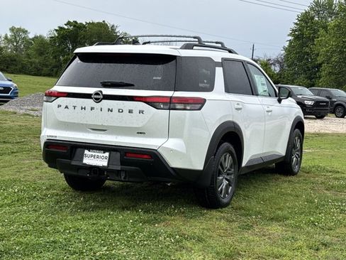 New 2026 Nissan Pathfinder SV w/ SV Premium Package AWD/4WD image 3