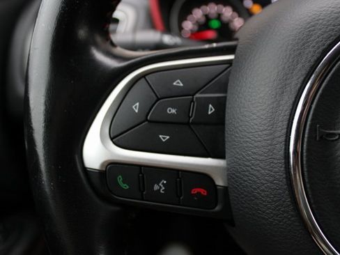 Used 2020 Jeep Compass Trailhawk image 15