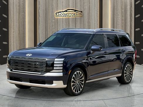 Used 2026 Hyundai Palisade Calligraphy AWD/4WD image 3