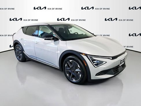 New 2026 Kia EV6 Light RWD image 1