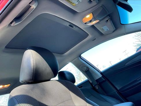 Used 2011 Hyundai Sonata SE w/ Navigation & Sunroof Pkg 4 image 25