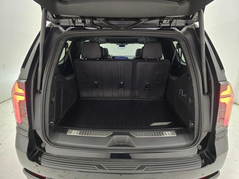 New 2025 Chevrolet Suburban Z71 w/ Z71 Off-Road Package image 54