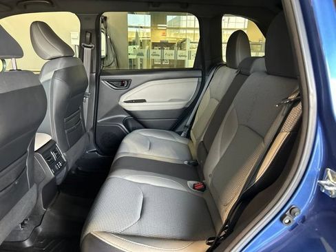 Used 2026 Subaru Forester Premium AWD/4WD image 24