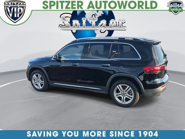 Used 2023 Mercedes-Benz GLB 250 4MATIC w/ Premium Package image 7