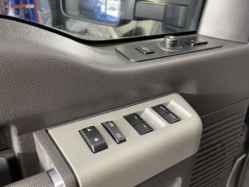 Used 2013 Ford F250 Lariat w/ Lariat Ultimate Pkg AWD/4WD image 18